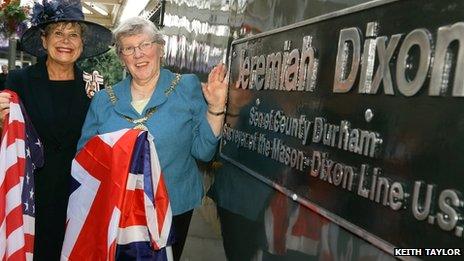 Councillor Pauline Charlton, (right) and the Lord Lieutenant of County Durham, Sue Snowdon, unveiling the Jeremiah Dixon